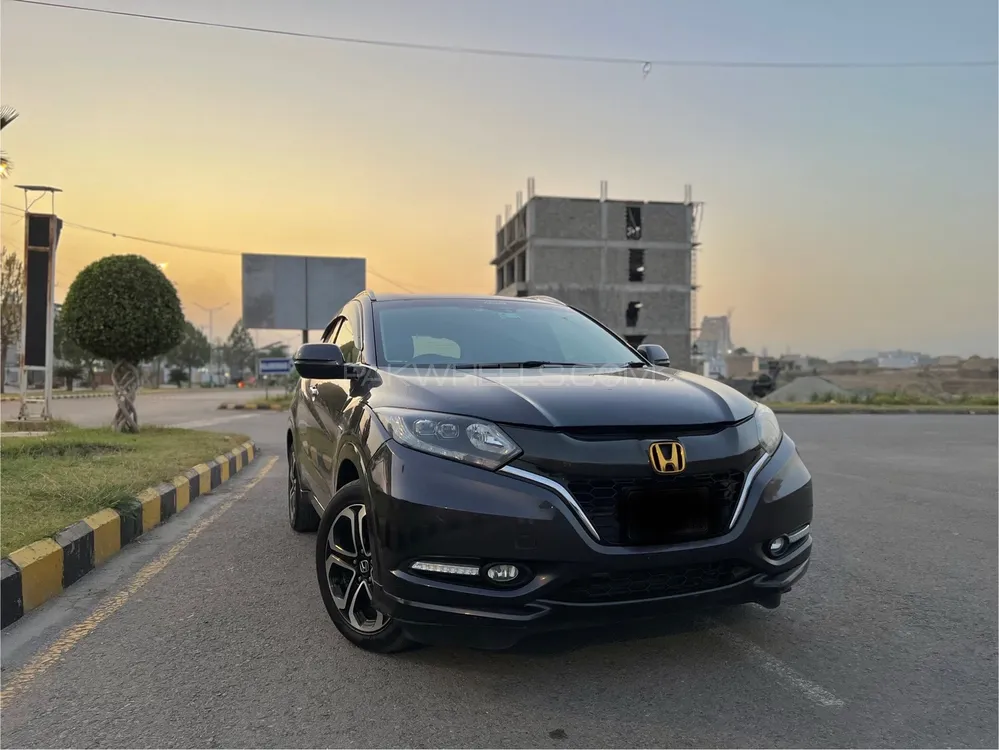 Honda Vezel 2014 for Sale in Islamabad Image-1
