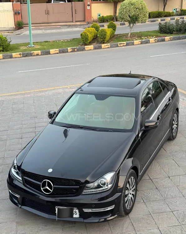 Mercedes Benz C Class 2010 for Sale in Islamabad Image-1