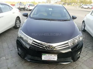 Toyota Corolla Altis Grande CVT-i 1.8 2015 for Sale