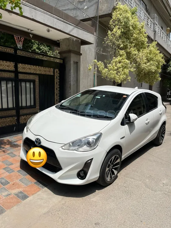 Toyota Aqua 2016 for Sale in Lahore Image-1