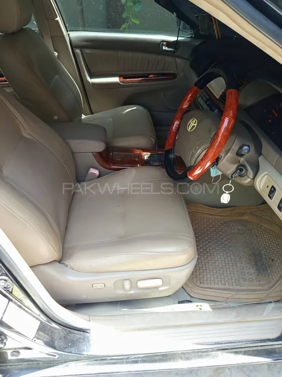 Toyota Camry 2006 for Sale in Peshawar Image-1