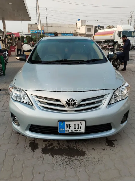 Toyota Corolla 2012 for Sale in Lahore Image-1