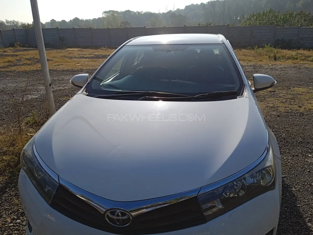 Toyota Corolla 2017 for Sale in Islamabad Image-1