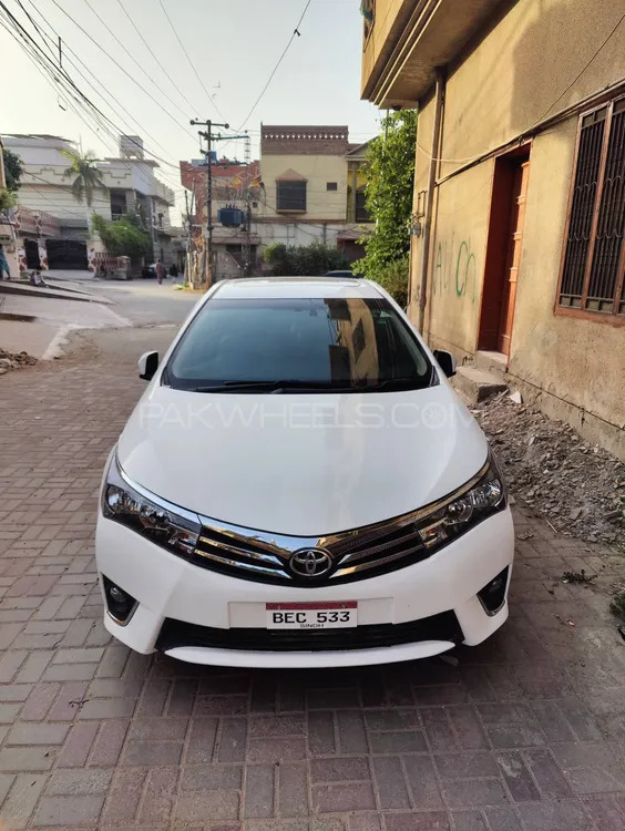Toyota Corolla 2015 for Sale in Multan Image-1