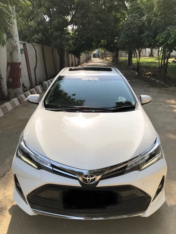 Toyota Corolla 2018 for Sale in Karachi Image-1