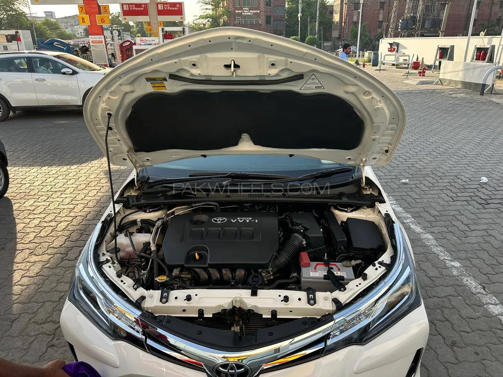 Toyota Corolla 2021 for Sale in Gujranwala Image-1