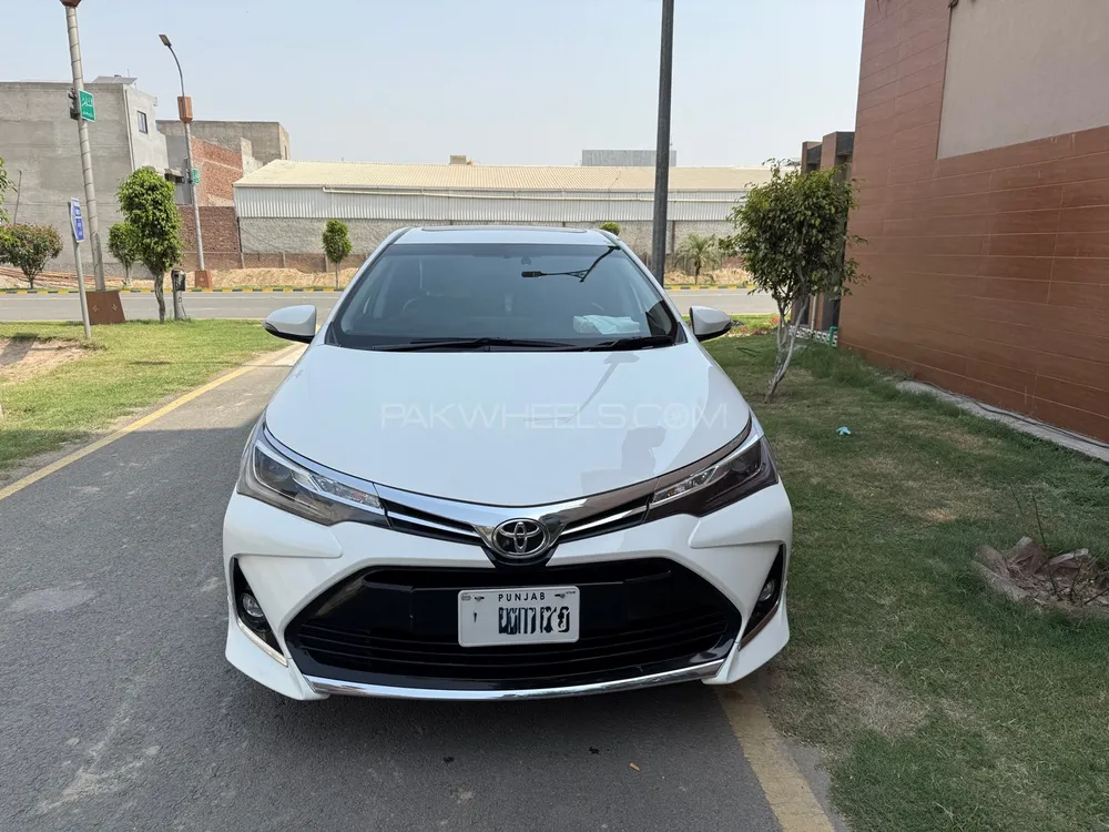Toyota Corolla 2022 for Sale in Lahore Image-1