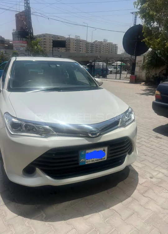 Toyota Corolla Axio 2016 for Sale in Peshawar Image-1