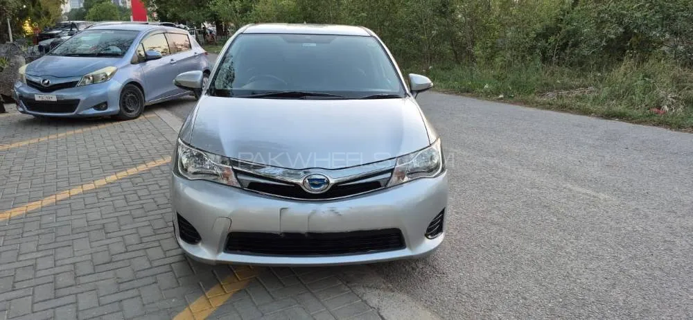 Toyota Corolla Fielder 2013 for Sale in Islamabad Image-1