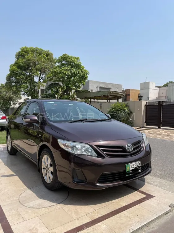 Toyota Corolla 2013 for Sale in Lahore Image-1