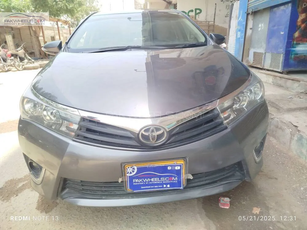 Toyota Corolla 2017 for Sale in Karachi Image-1