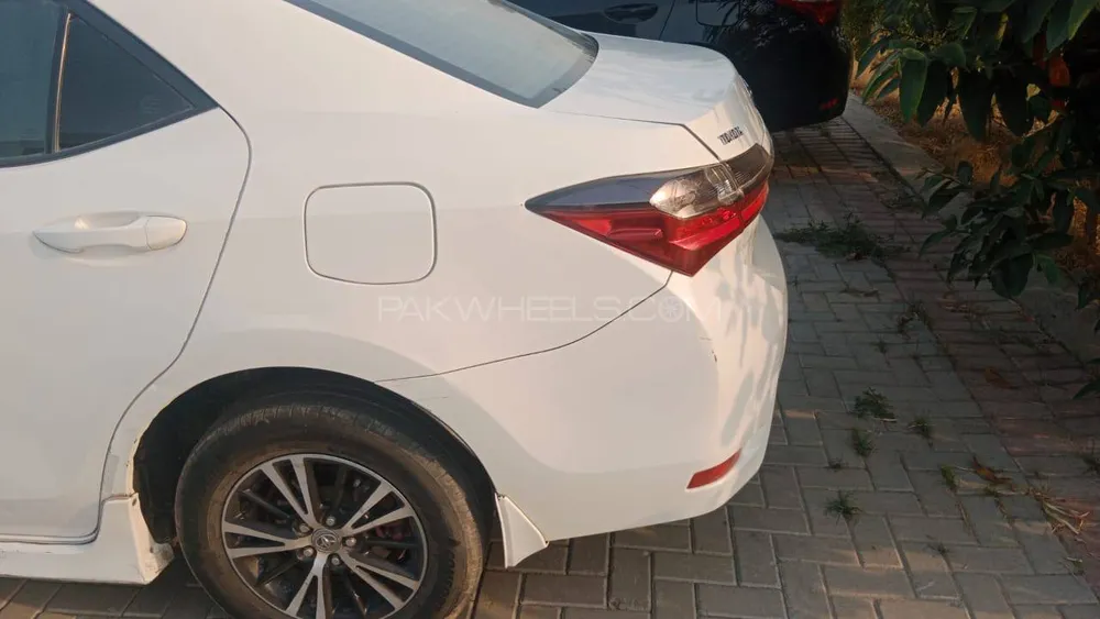 Toyota Corolla 2018 for Sale in Lahore Image-1