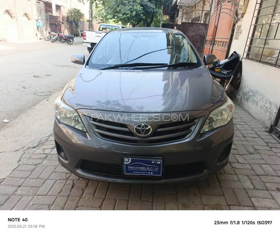 Toyota Corolla 2013 for Sale in Lahore Image-1