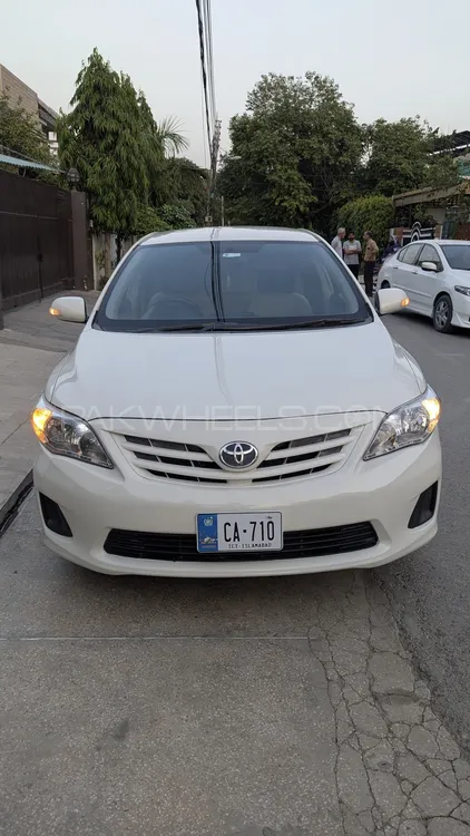 Toyota Corolla 2014 for Sale in Lahore Image-1