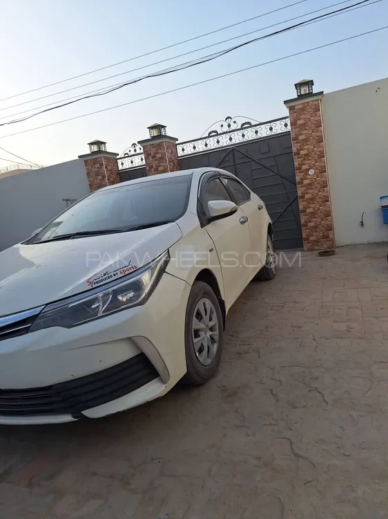 Toyota Corolla 2015 for Sale in Toba Tek Singh Image-1