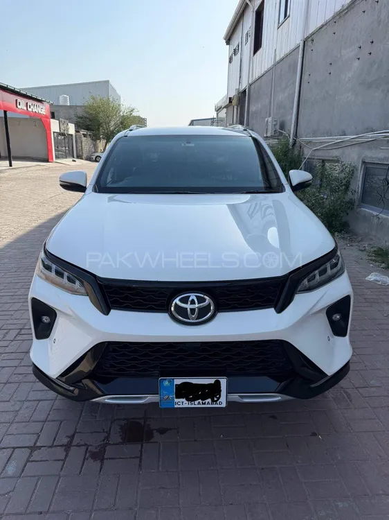 Toyota Fortuner 2022 for Sale in Islamabad Image-1