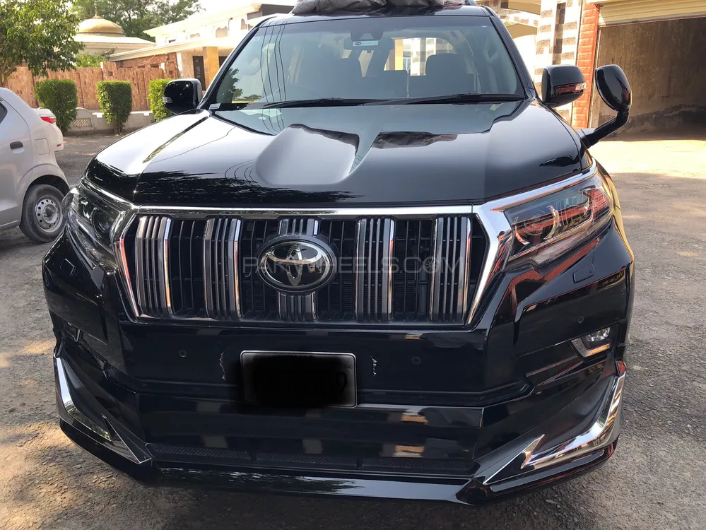 Toyota Prado 2020 for Sale in Chenab Nagar Image-1
