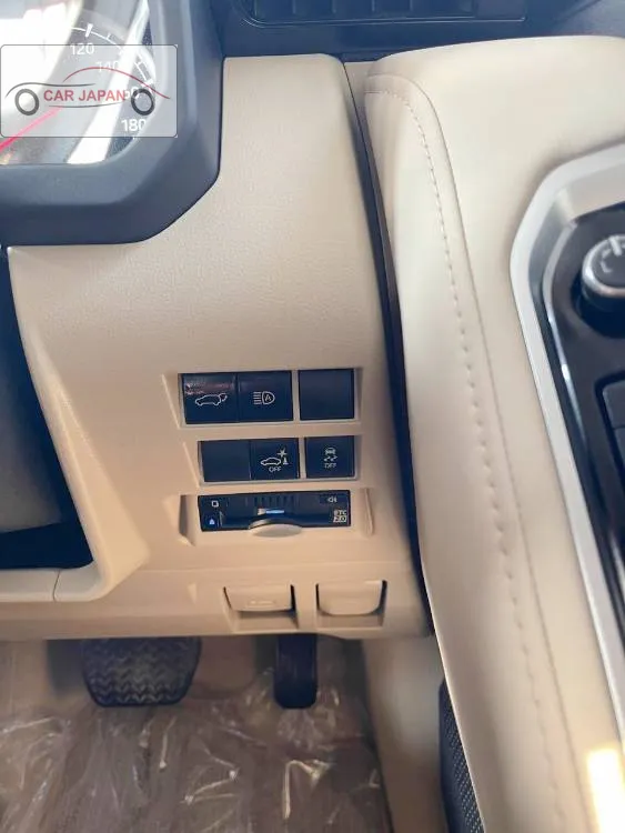 Toyota Land Cruiser 2023 for Sale in Lahore Image-1