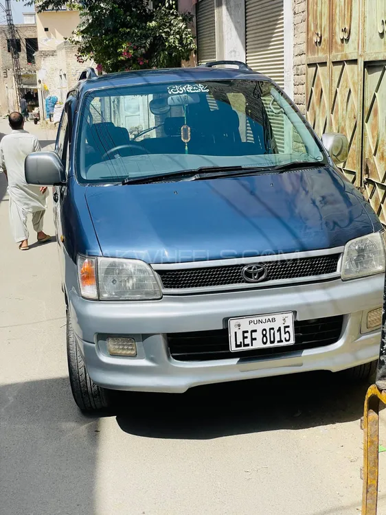 Toyota Noah 1997 for Sale in Peshawar Image-1