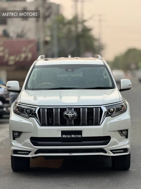 Toyota Prado 2019 for Sale in Lahore Image-1