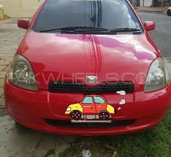 Toyota Vitz 2000 for Sale in Lahore Image-1