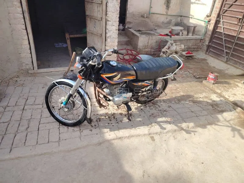 Honda CG 125 2017 for Sale Image-1
