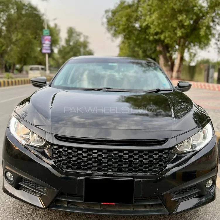 Honda Civic 2016 for Sale in Peshawar Image-1
