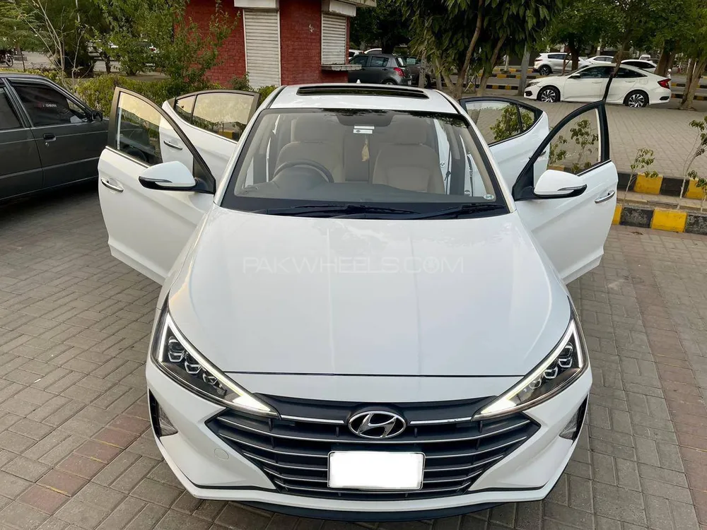 Hyundai Elantra 2022 for Sale in Lahore Image-1