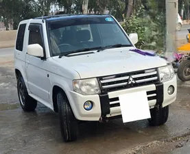 Mitsubishi Pajero Mini 2011 for Sale