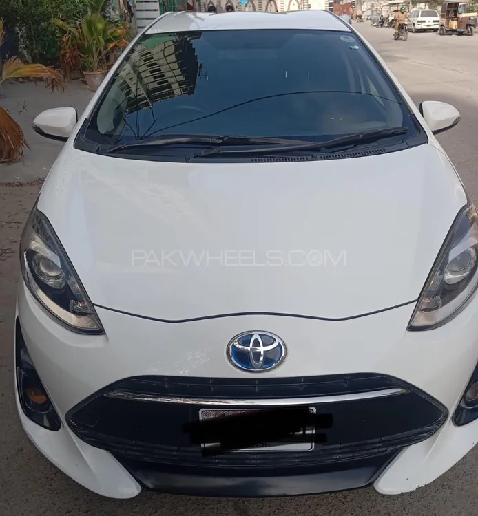 Toyota Aqua 2018 for Sale in Karachi Image-1
