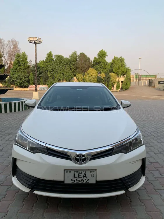 Toyota Corolla 2011 for Sale in Lahore Image-1