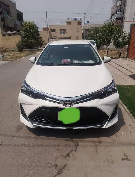 Toyota Corolla 2017 for Sale in Lahore Image-1
