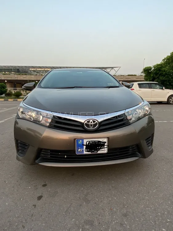 Toyota Corolla 2017 for Sale in Peshawar Image-1