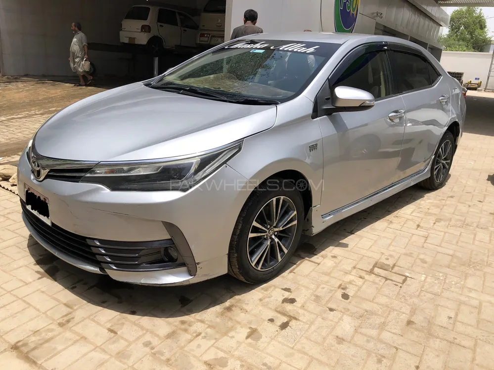 Toyota Corolla 2018 for Sale in Karachi Image-1