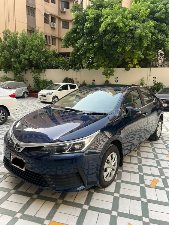 Toyota Corolla 2019 for Sale in Karachi Image-1