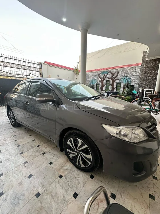 Toyota Corolla 2012 for Sale in Okara Image-1