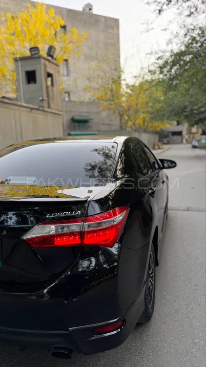 Toyota Corolla 2014 for Sale in Lahore Image-1