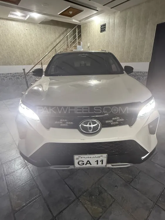 Toyota Fortuner 2018 for Sale in Gujrat Image-1