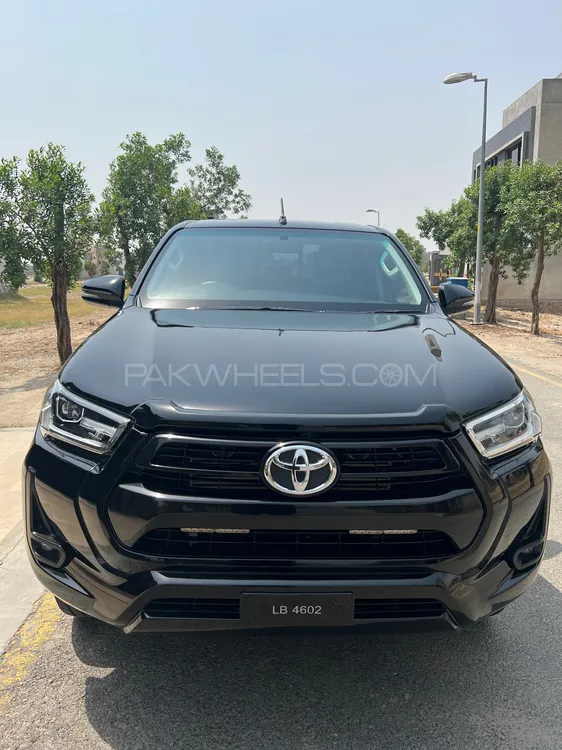 Toyota Hilux 2022 for Sale in Lahore Image-1