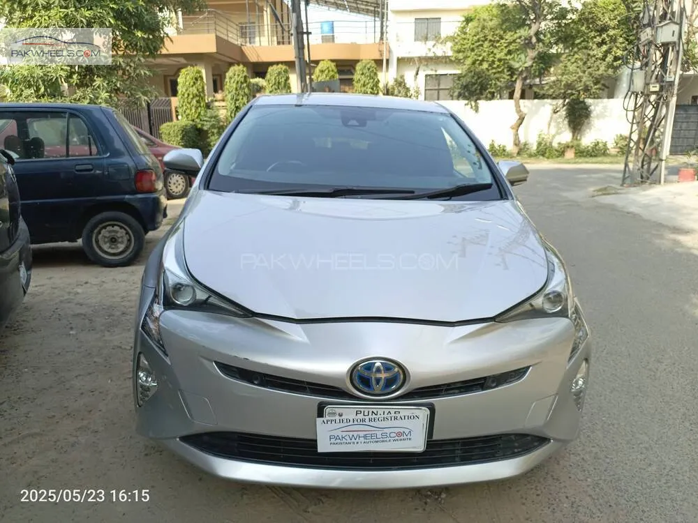 Toyota Prius 2018 for Sale in Lahore Image-1