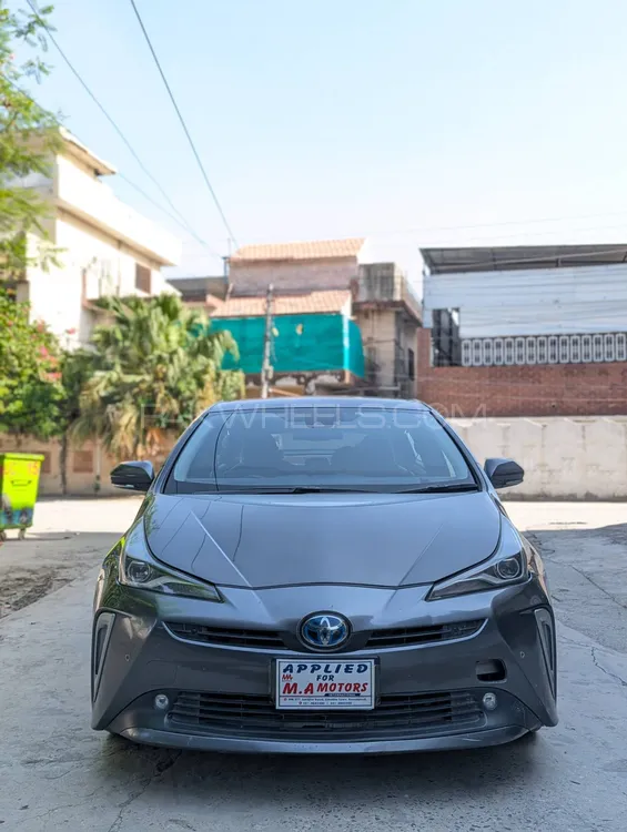 Toyota Prius 2019 for Sale in Islamabad Image-1