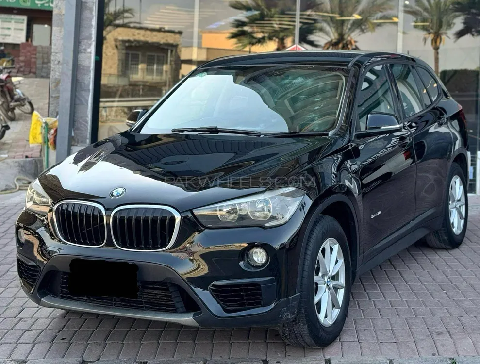 BMW X1 2017 for Sale in Islamabad Image-1