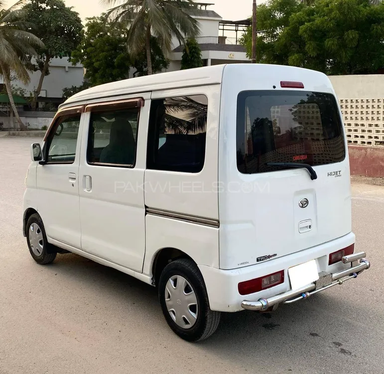 Daihatsu Hijet 2013 for Sale in Karachi Image-1