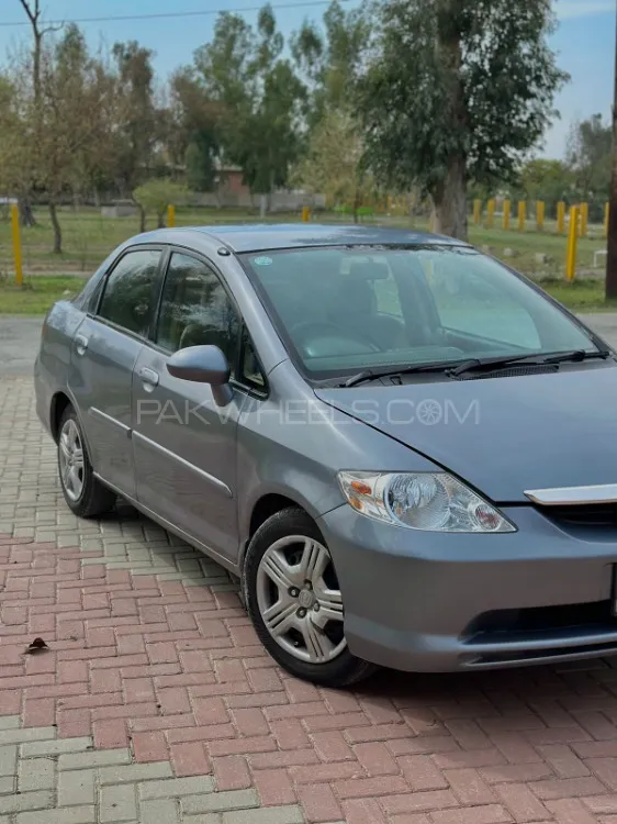 Honda City 2004 for Sale in Islamabad Image-1