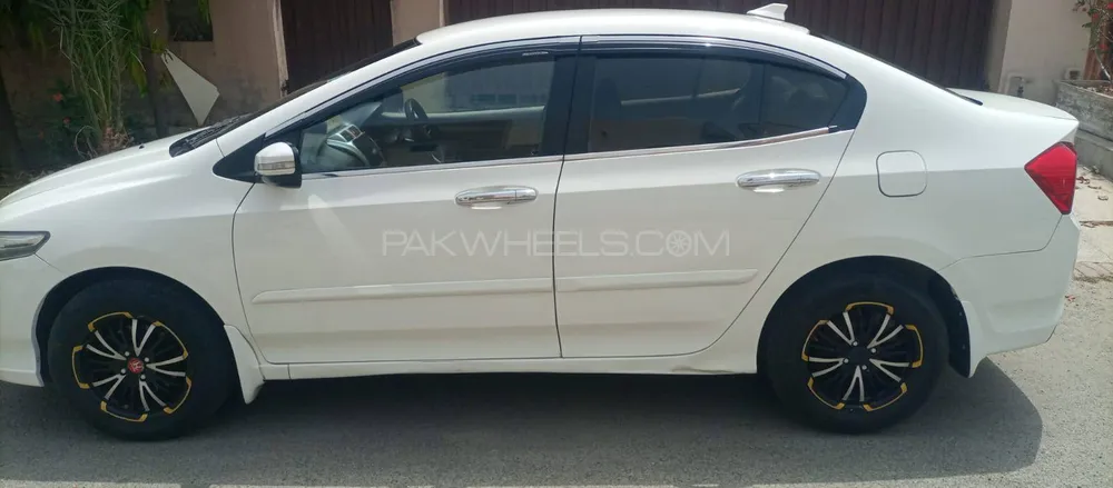 Honda City 2018 for Sale in Lahore Image-1