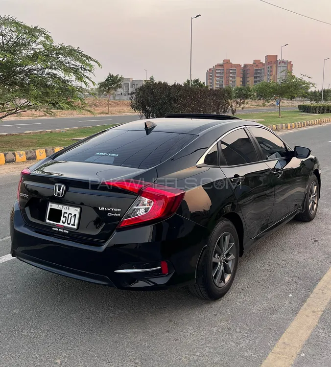 Honda Civic 2021 for Sale in Lahore Image-1