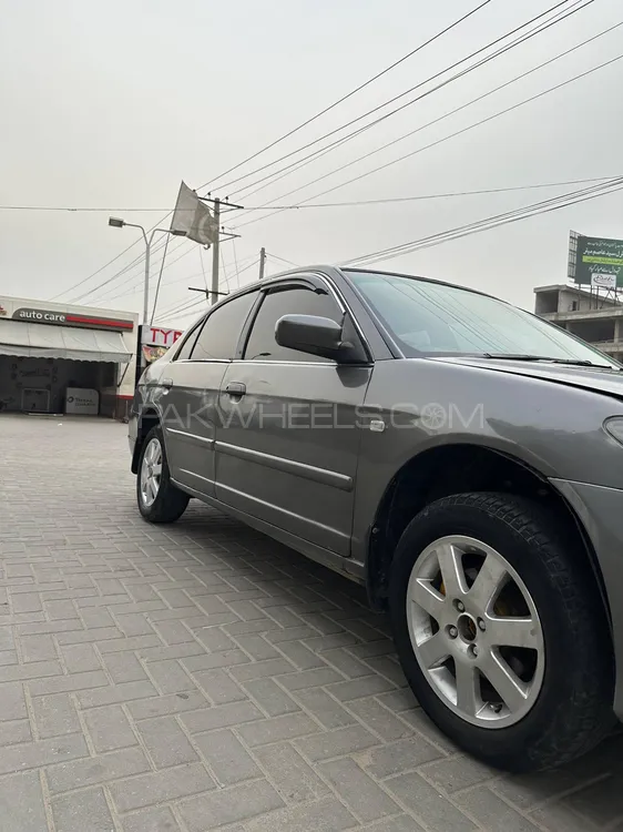 Honda Civic 2005 for Sale in Multan Image-1