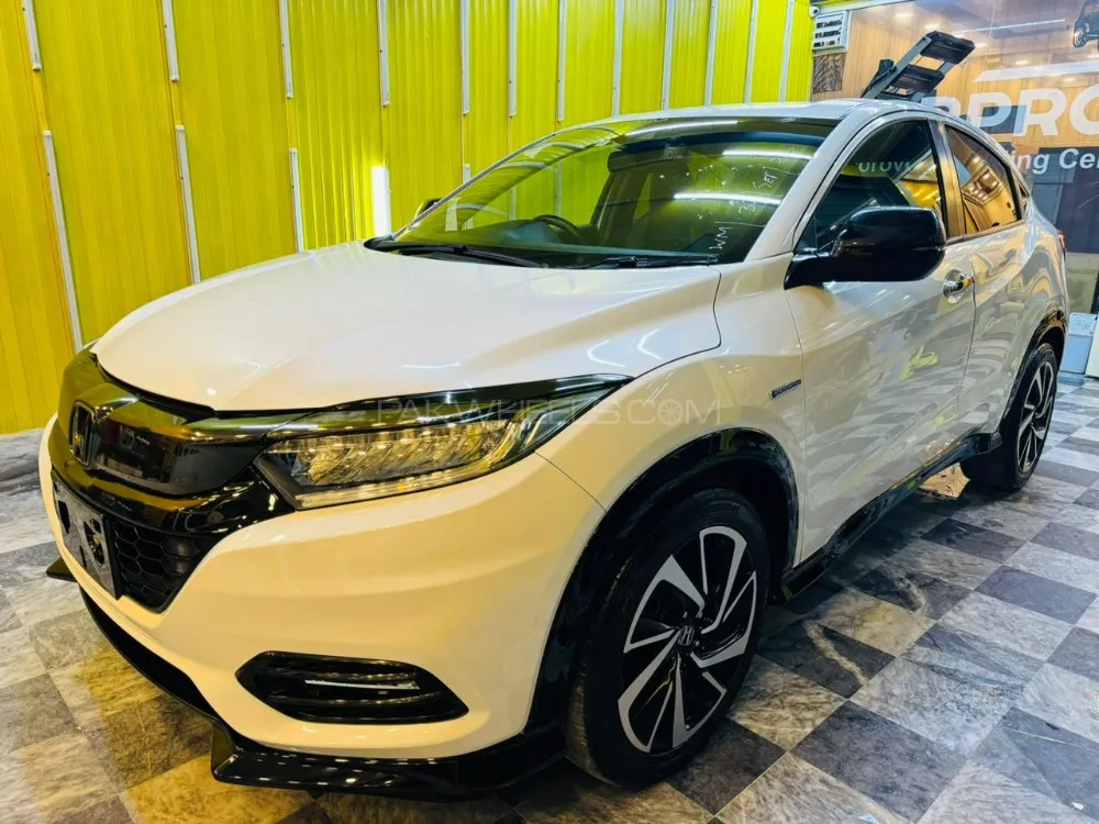 Honda Vezel 2018 for Sale in Abbottabad Image-1