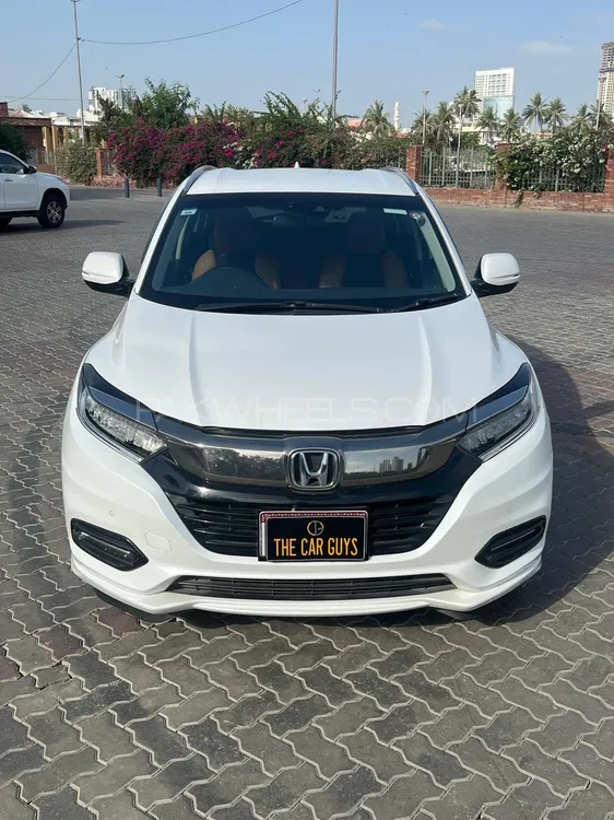 Honda Vezel 2018 for Sale in Karachi Image-1