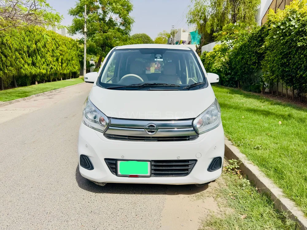 نسان ڈیز 2018 for Sale in لاہور Image-1